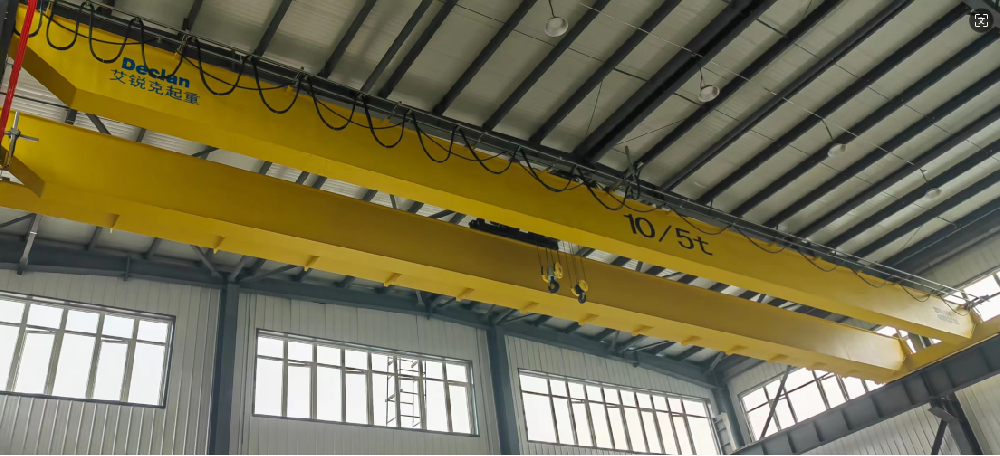 雙梁橋式起重機(jī)